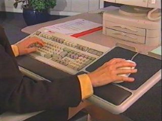TECLADO (17) RIESGOS TRABAJO DESPACHOS